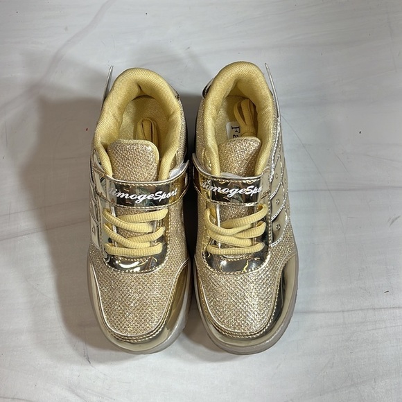 Unbranded Kid’s LED Skate Shoes Gold sz 1.5 - Picture 6 of 10